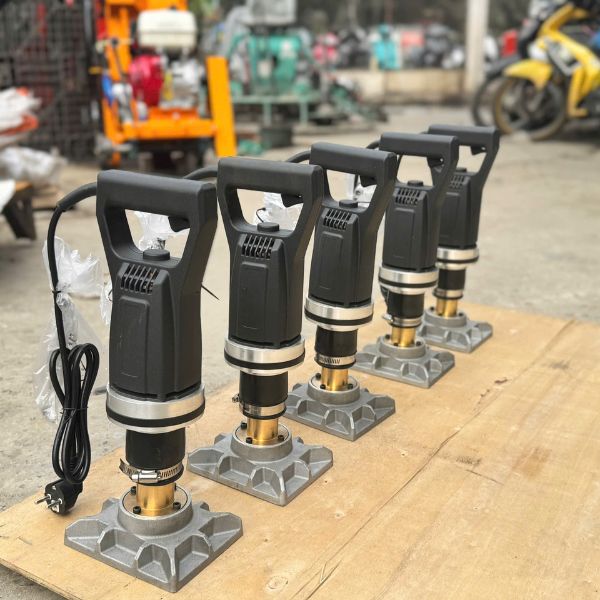 Máy đầm rung cột cầm tay