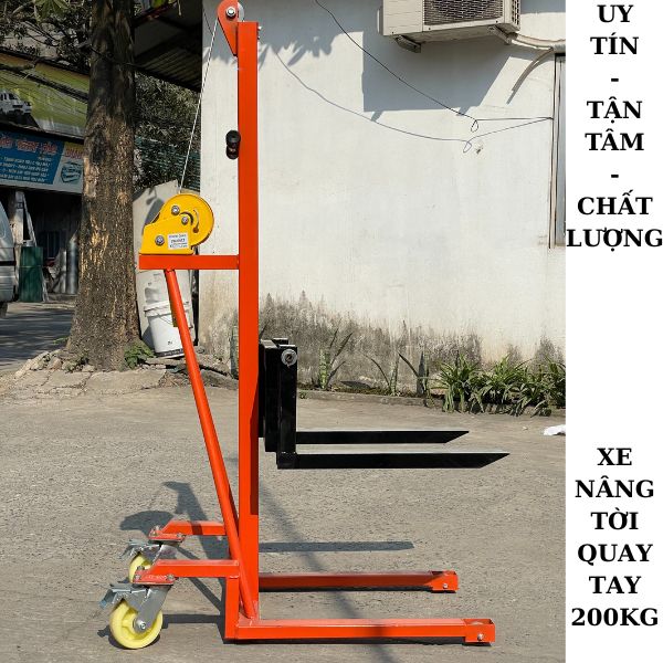 ảnh thực tế Xe Nâng Lắp Tời Quay Tay 200kg